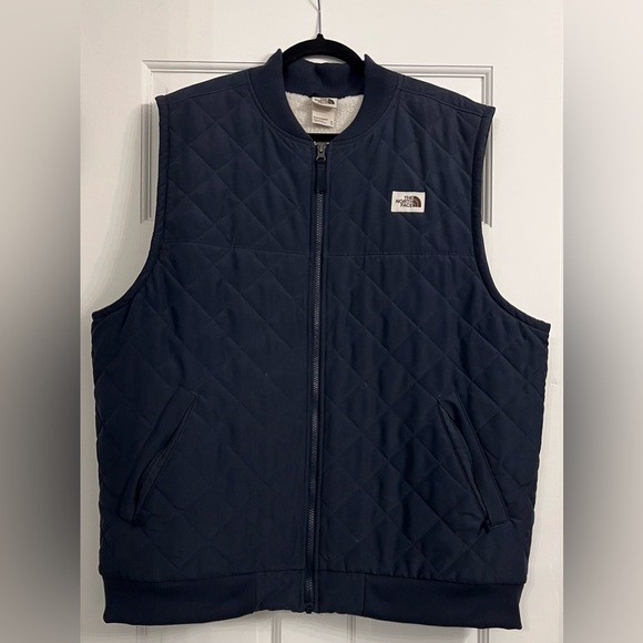 The North Face Men's Quilted (XL) Navy Blue Men's Cuchillo Insulated Vest 2.0 - Picture 4 of 8